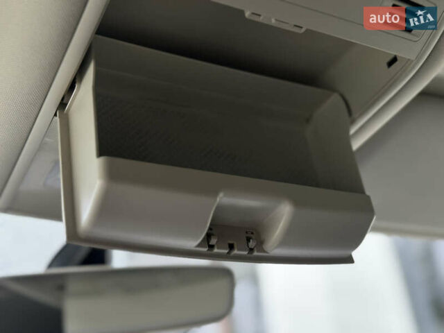 Синій Фольксваген Пассат, об'ємом двигуна 2 л та пробігом 287 тис. км за 15900 $, фото 88 на Automoto.ua