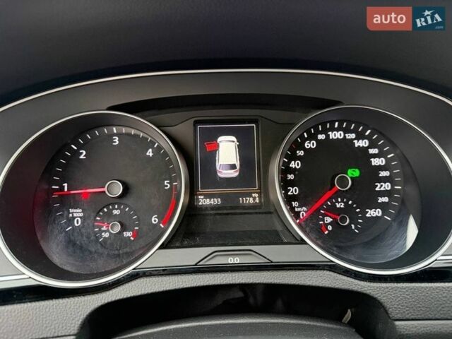 Синий Фольксваген Пассат, объемом двигателя 1.97 л и пробегом 208 тыс. км за 15999 $, фото 41 на Automoto.ua