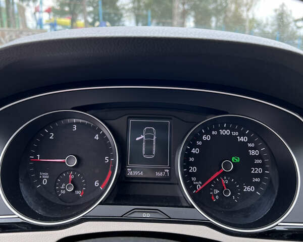 Синий Фольксваген Пассат, объемом двигателя 1.97 л и пробегом 290 тыс. км за 14400 $, фото 31 на Automoto.ua