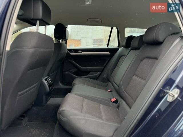 Синий Фольксваген Пассат, объемом двигателя 1.8 л и пробегом 238 тыс. км за 15790 $, фото 36 на Automoto.ua