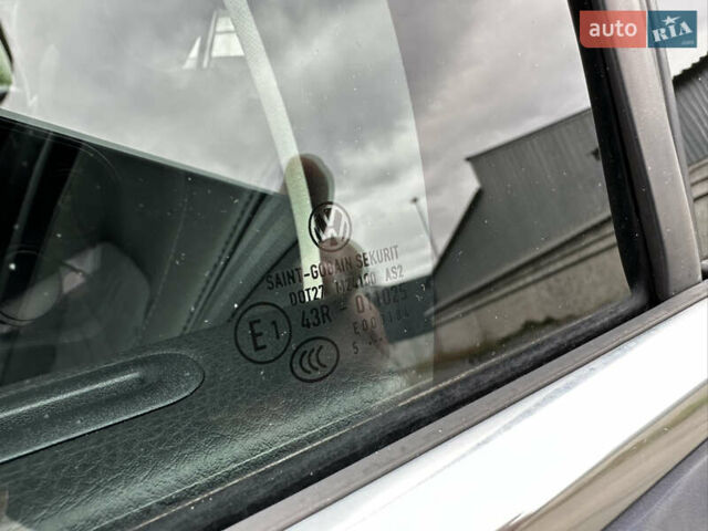 Синій Фольксваген Пассат, об'ємом двигуна 1.97 л та пробігом 169 тис. км за 17200 $, фото 23 на Automoto.ua