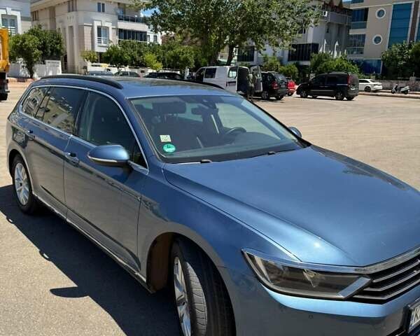 Синій Фольксваген Пассат, об'ємом двигуна 1.6 л та пробігом 307 тис. км за 11999 $, фото 7 на Automoto.ua