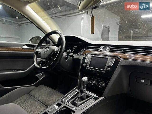 Синій Фольксваген Пассат, об'ємом двигуна 1.97 л та пробігом 293 тис. км за 15400 $, фото 12 на Automoto.ua