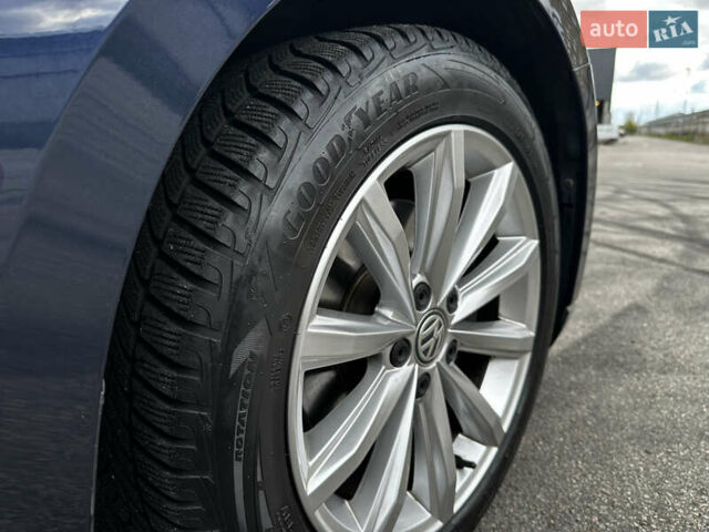 Синій Фольксваген Пассат, об'ємом двигуна 1.97 л та пробігом 169 тис. км за 17200 $, фото 16 на Automoto.ua