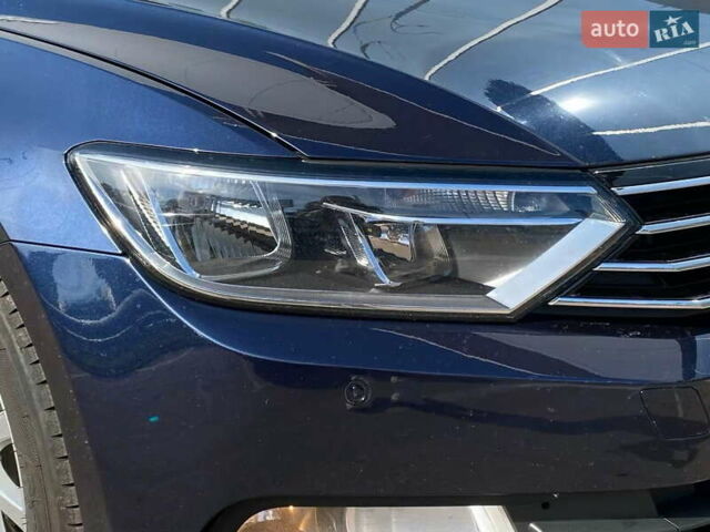 Синій Фольксваген Пассат, об'ємом двигуна 2 л та пробігом 356 тис. км за 13500 $, фото 9 на Automoto.ua