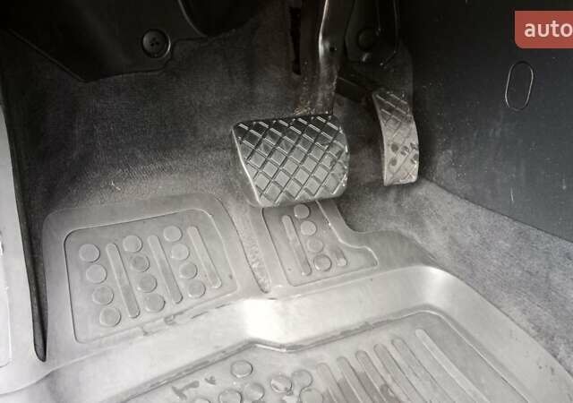 Синій Фольксваген Пассат, об'ємом двигуна 1.97 л та пробігом 264 тис. км за 18500 $, фото 7 на Automoto.ua