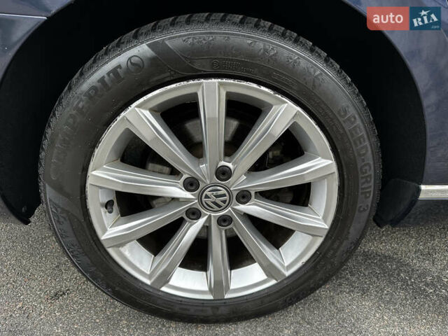 Синій Фольксваген Пассат, об'ємом двигуна 1.97 л та пробігом 169 тис. км за 17200 $, фото 14 на Automoto.ua