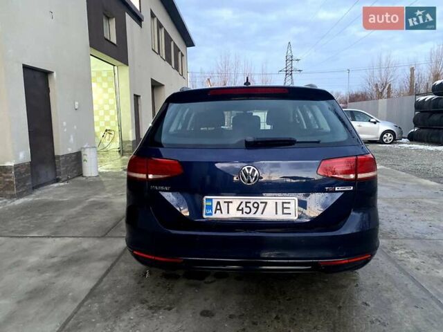 Синій Фольксваген Пассат, об'ємом двигуна 1.6 л та пробігом 244 тис. км за 13200 $, фото 5 на Automoto.ua