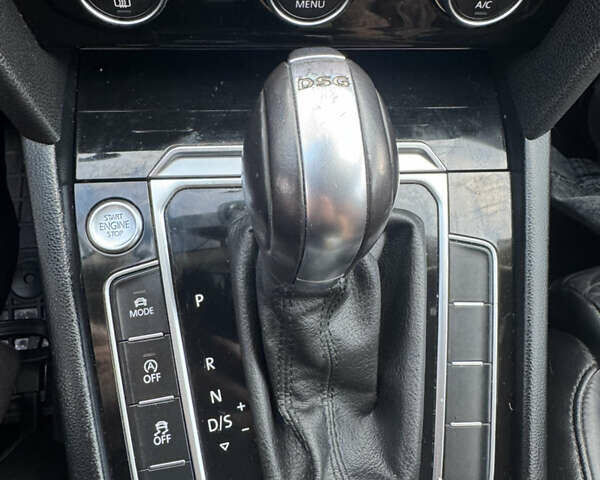 Синий Фольксваген Пассат, объемом двигателя 1.97 л и пробегом 348 тыс. км за 12499 $, фото 23 на Automoto.ua