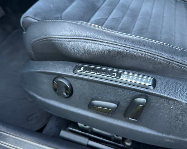 Синий Фольксваген Пассат, объемом двигателя 1.97 л и пробегом 230 тыс. км за 19809 $, фото 8 на Automoto.ua