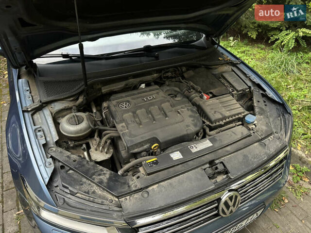 Синій Фольксваген Пассат, об'ємом двигуна 2 л та пробігом 287 тис. км за 15900 $, фото 121 на Automoto.ua