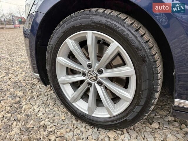 Синий Фольксваген Пассат, объемом двигателя 1.97 л и пробегом 208 тыс. км за 15999 $, фото 58 на Automoto.ua