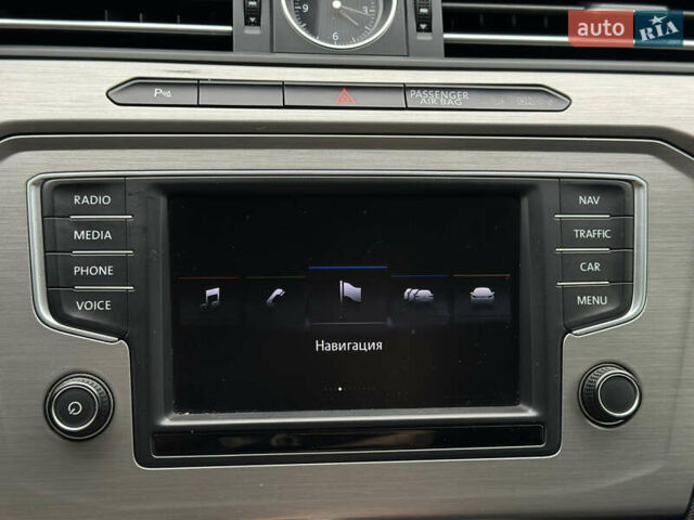 Синій Фольксваген Пассат, об'ємом двигуна 2 л та пробігом 287 тис. км за 15900 $, фото 113 на Automoto.ua