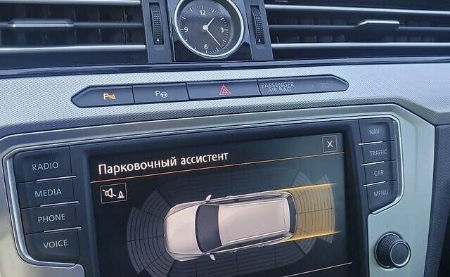 Синий Фольксваген Пассат, объемом двигателя 1.97 л и пробегом 290 тыс. км за 15500 $, фото 8 на Automoto.ua