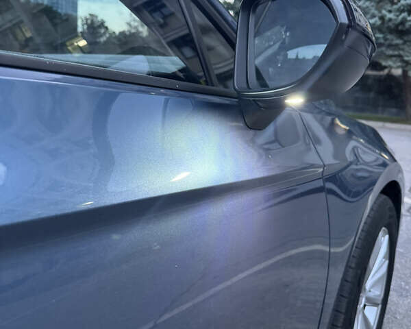 Синий Фольксваген Пассат, объемом двигателя 1.97 л и пробегом 348 тыс. км за 12499 $, фото 8 на Automoto.ua