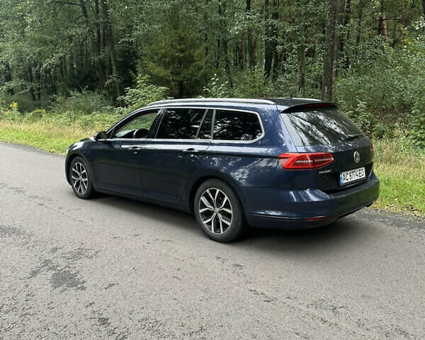 Синий Фольксваген Пассат, объемом двигателя 1.6 л и пробегом 286 тыс. км за 12800 $, фото 7 на Automoto.ua