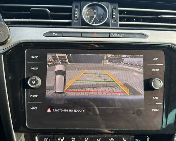 Синий Фольксваген Пассат, объемом двигателя 1.97 л и пробегом 348 тыс. км за 12499 $, фото 16 на Automoto.ua