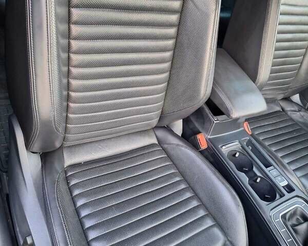 Синий Фольксваген Пассат, объемом двигателя 1.97 л и пробегом 285 тыс. км за 15000 $, фото 11 на Automoto.ua