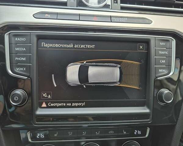 Синий Фольксваген Пассат, объемом двигателя 1.97 л и пробегом 209 тыс. км за 16500 $, фото 29 на Automoto.ua