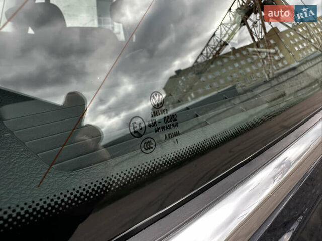 Синій Фольксваген Пассат, об'ємом двигуна 1.97 л та пробігом 169 тис. км за 17200 $, фото 20 на Automoto.ua