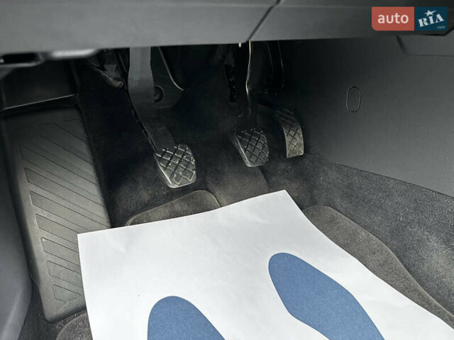 Синій Фольксваген Пассат, об'ємом двигуна 1.97 л та пробігом 169 тис. км за 17200 $, фото 41 на Automoto.ua