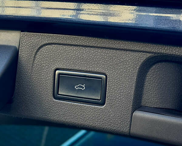 Синий Фольксваген Пассат, объемом двигателя 1.97 л и пробегом 377 тыс. км за 15000 $, фото 19 на Automoto.ua