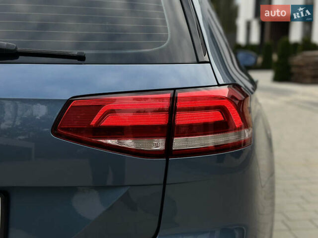 Синій Фольксваген Пассат, об'ємом двигуна 2 л та пробігом 287 тис. км за 15900 $, фото 29 на Automoto.ua