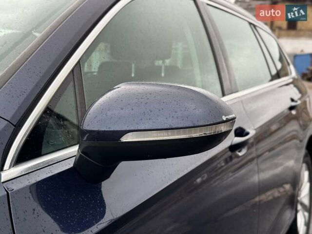 Синий Фольксваген Пассат, объемом двигателя 1.8 л и пробегом 238 тыс. км за 15790 $, фото 16 на Automoto.ua