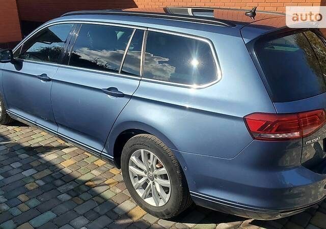 Синий Фольксваген Пассат, объемом двигателя 1.97 л и пробегом 290 тыс. км за 15500 $, фото 12 на Automoto.ua