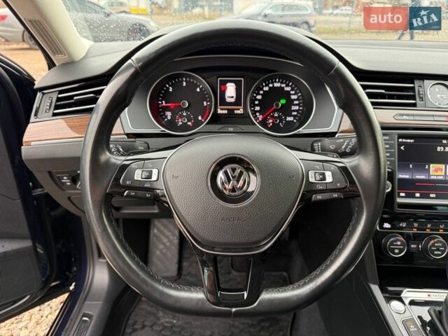 Синий Фольксваген Пассат, объемом двигателя 1.97 л и пробегом 208 тыс. км за 15999 $, фото 37 на Automoto.ua