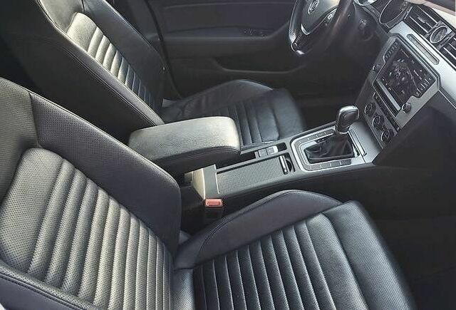 Синий Фольксваген Пассат, объемом двигателя 1.97 л и пробегом 290 тыс. км за 15500 $, фото 9 на Automoto.ua