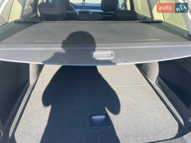 Синий Фольксваген Пассат, объемом двигателя 1.97 л и пробегом 380 тыс. км за 14999 $, фото 5 на Automoto.ua