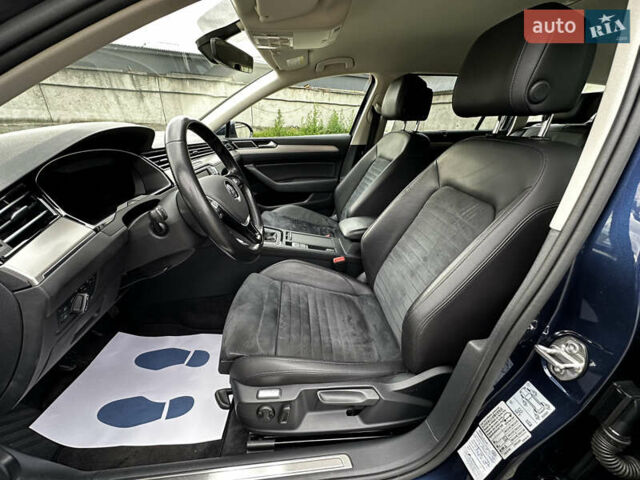 Синій Фольксваген Пассат, об'ємом двигуна 1.97 л та пробігом 169 тис. км за 17200 $, фото 38 на Automoto.ua