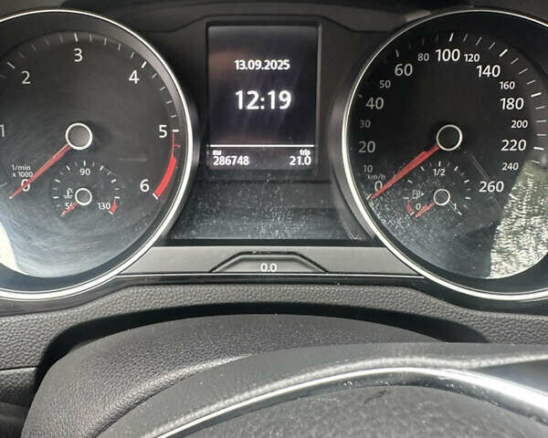 Синий Фольксваген Пассат, объемом двигателя 1.6 л и пробегом 286 тыс. км за 12800 $, фото 14 на Automoto.ua