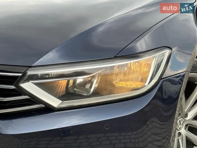 Синій Фольксваген Пассат, об'ємом двигуна 2 л та пробігом 249 тис. км за 14690 $, фото 3 на Automoto.ua