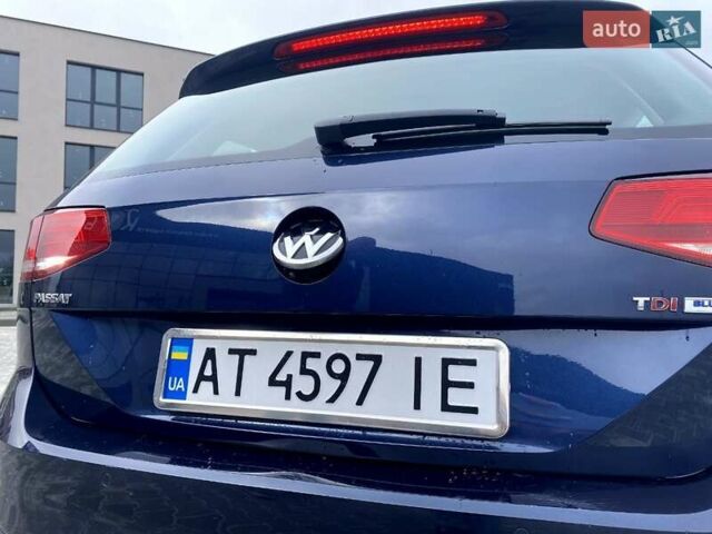Синій Фольксваген Пассат, об'ємом двигуна 1.6 л та пробігом 244 тис. км за 13200 $, фото 7 на Automoto.ua