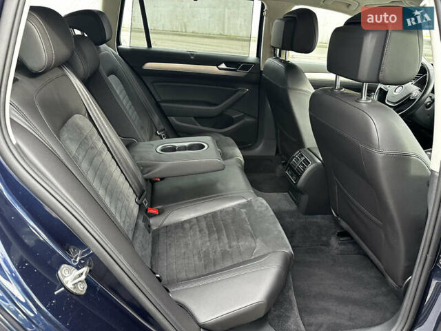 Синій Фольксваген Пассат, об'ємом двигуна 1.97 л та пробігом 169 тис. км за 17200 $, фото 54 на Automoto.ua