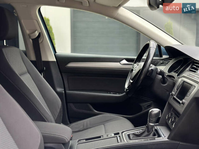 Синій Фольксваген Пассат, об'ємом двигуна 2 л та пробігом 287 тис. км за 15900 $, фото 34 на Automoto.ua