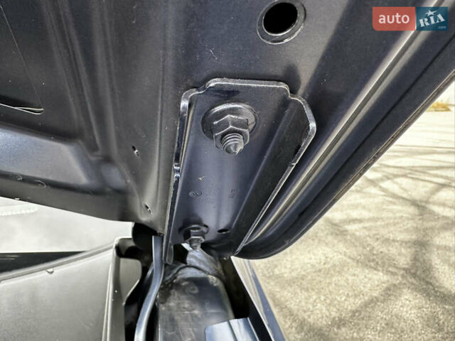 Синій Фольксваген Пассат, об'ємом двигуна 1.97 л та пробігом 169 тис. км за 17200 $, фото 26 на Automoto.ua