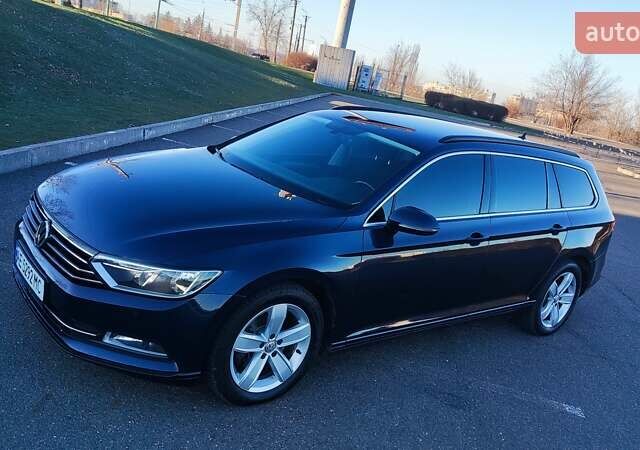 Синий Фольксваген Пассат, объемом двигателя 1.97 л и пробегом 191 тыс. км за 14200 $, фото 1 на Automoto.ua