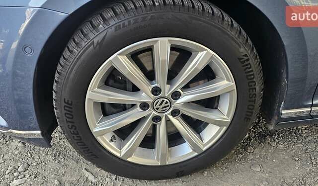 Синий Фольксваген Пассат, объемом двигателя 1.97 л и пробегом 333 тыс. км за 22900 $, фото 38 на Automoto.ua