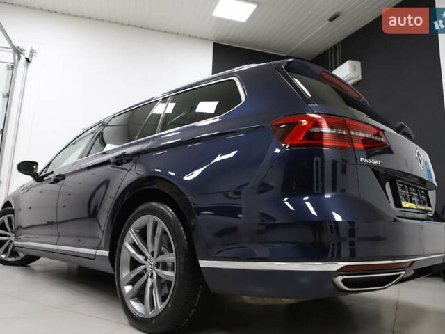 Синий Фольксваген Пассат, объемом двигателя 1.97 л и пробегом 237 тыс. км за 19899 $, фото 44 на Automoto.ua