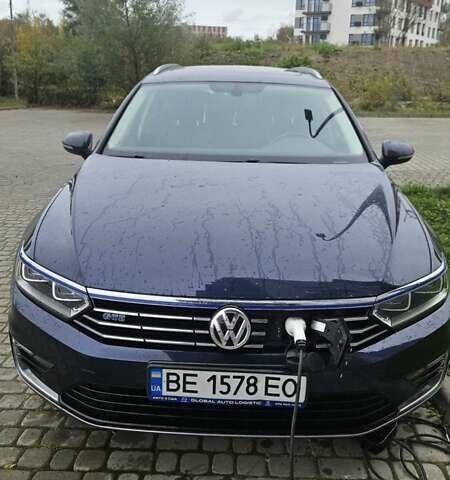 Синий Фольксваген Пассат, объемом двигателя 1.4 л и пробегом 251 тыс. км за 15999 $, фото 6 на Automoto.ua