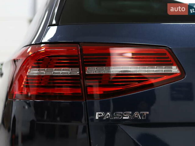 Синий Фольксваген Пассат, объемом двигателя 1.97 л и пробегом 237 тыс. км за 19899 $, фото 51 на Automoto.ua