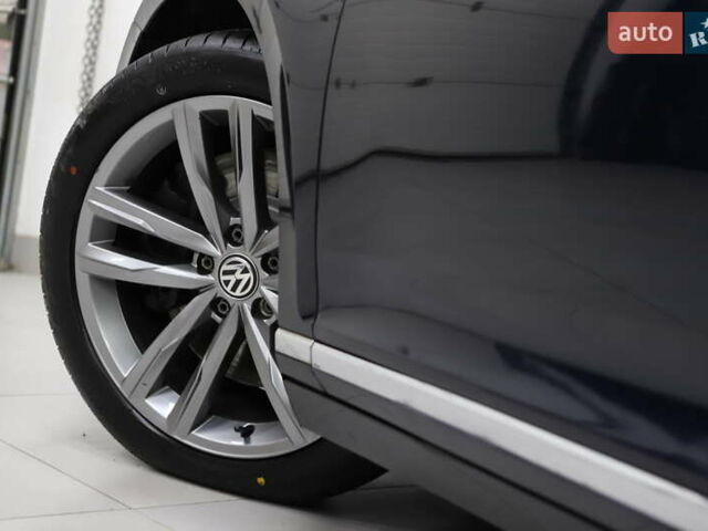 Синий Фольксваген Пассат, объемом двигателя 1.97 л и пробегом 237 тыс. км за 19899 $, фото 48 на Automoto.ua