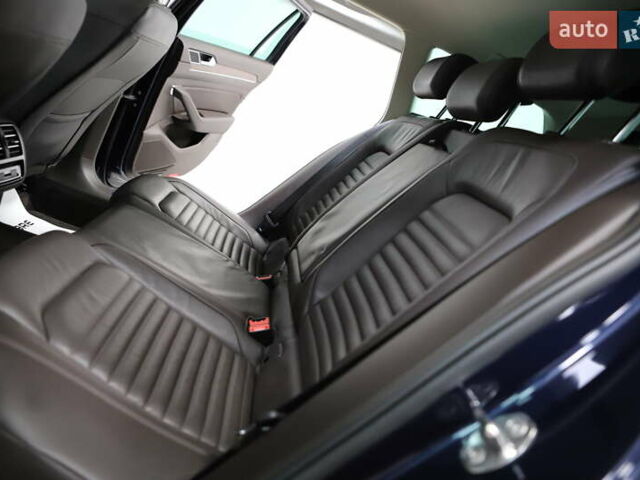 Синий Фольксваген Пассат, объемом двигателя 1.97 л и пробегом 237 тыс. км за 19899 $, фото 123 на Automoto.ua