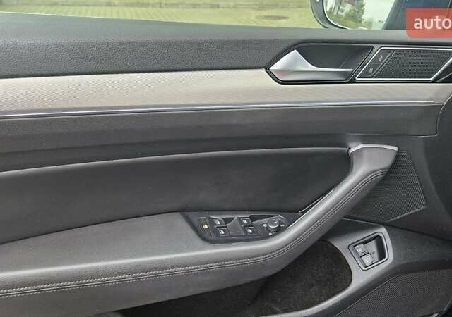 Синий Фольксваген Пассат, объемом двигателя 1.4 л и пробегом 251 тыс. км за 15999 $, фото 8 на Automoto.ua