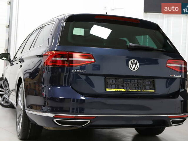 Синий Фольксваген Пассат, объемом двигателя 1.97 л и пробегом 237 тыс. км за 19899 $, фото 38 на Automoto.ua