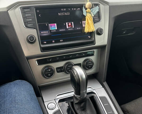 Синій Фольксваген Пассат, об'ємом двигуна 1.97 л та пробігом 352 тис. км за 14300 $, фото 8 на Automoto.ua