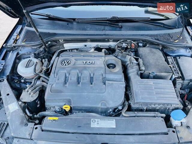 Синій Фольксваген Пассат, об'ємом двигуна 1.97 л та пробігом 300 тис. км за 13500 $, фото 4 на Automoto.ua